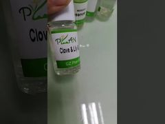 উচ্চ দ্রবণীয়তা এবং উচ্চ-অম্লীয় সিস্টেমে স্থিতিশীলতা সহ খাদ্য গ্রেড রেড বুল টাইপ ফ্লেভার তেল যা পানীয়ের জন্য উপযুক্ত