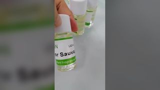 সাবান এবং শ্যাম্পুর জন্য ক্রান্তীয় ফলের সুগন্ধি এসেন্স
